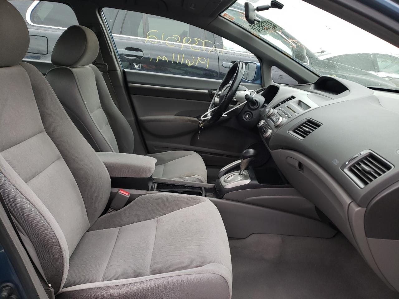 Photo 5 from auction – 2008 HONDA CIVIC with VIN 1HGFA16828L060271
