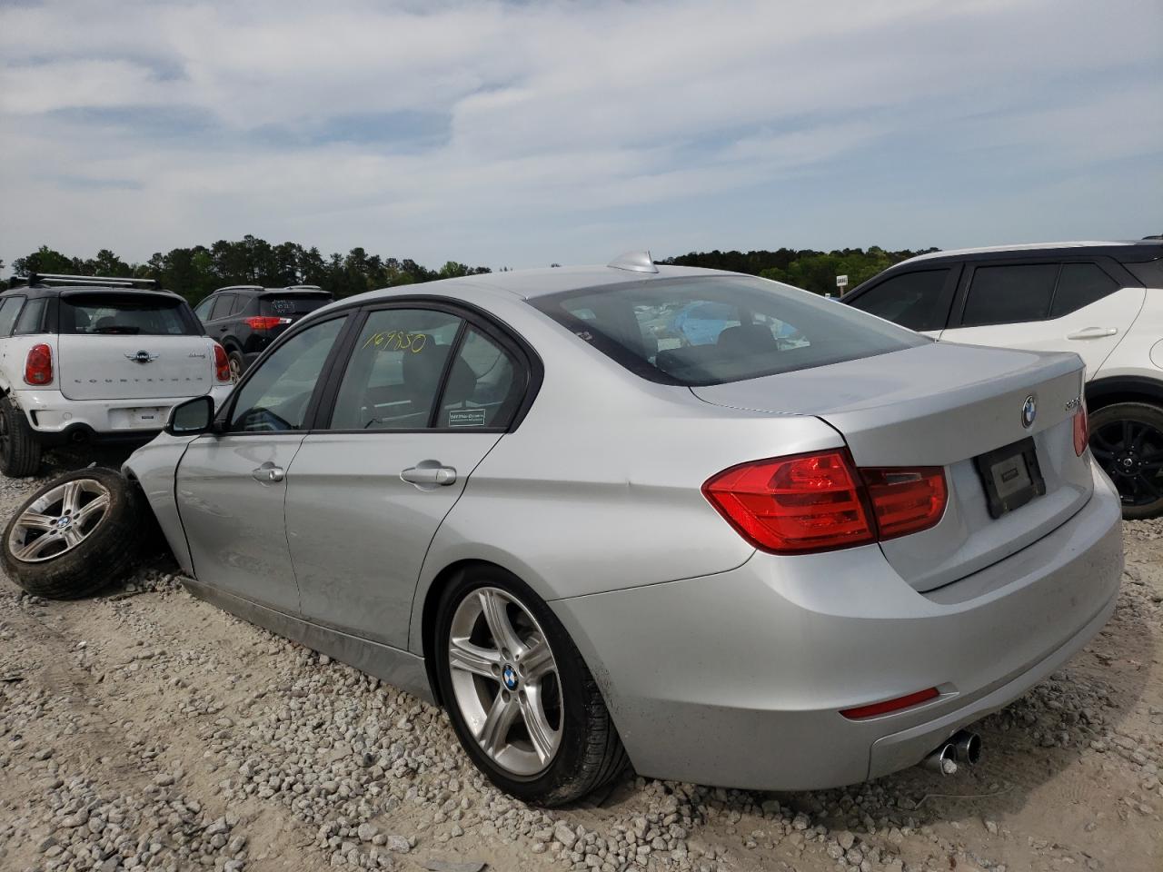 Photo 3 from auction – 2013 BMW 328 I with VIN WBA3A5C56DF357603