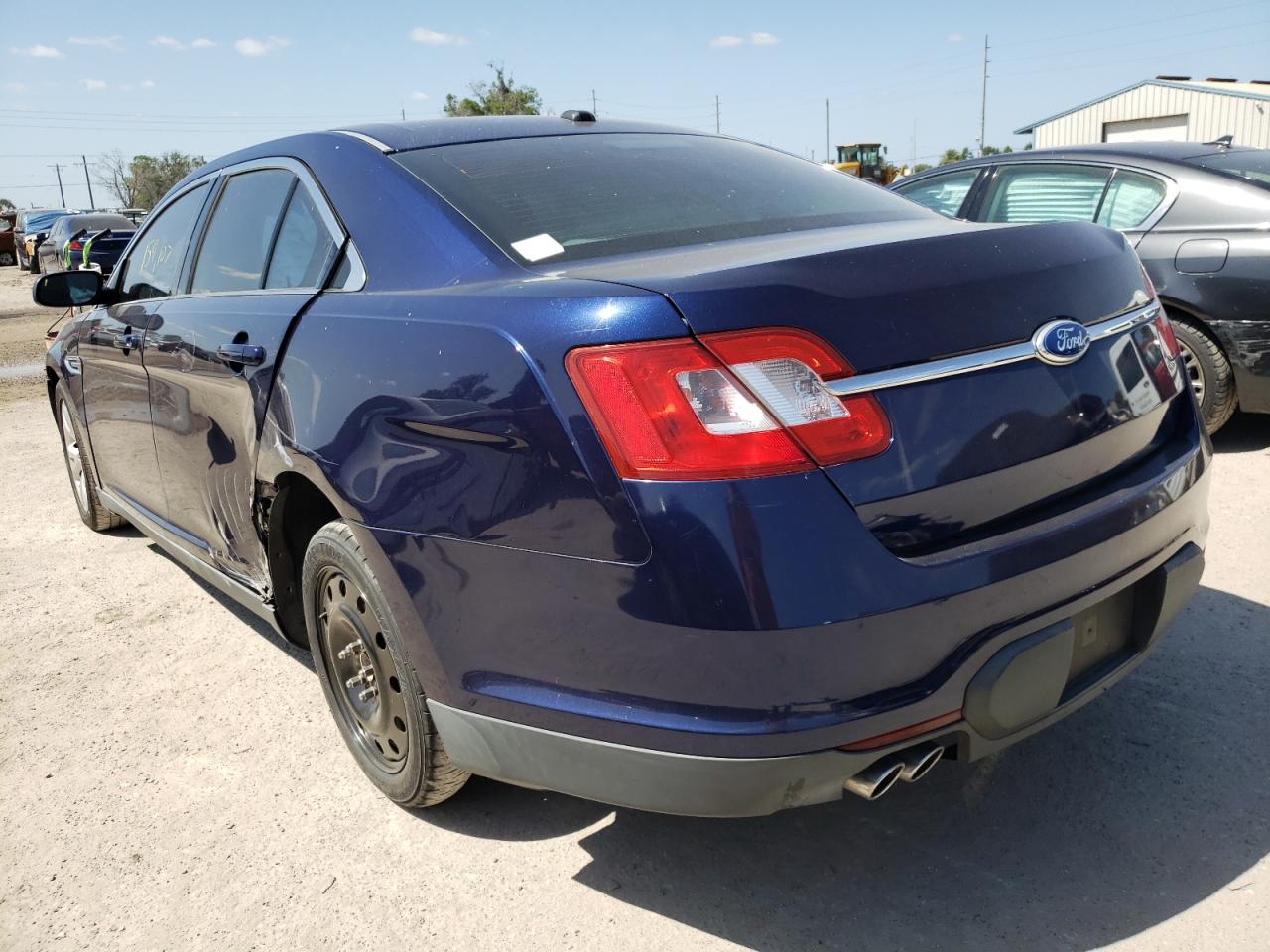 Photo 3 from auction – 2011 FORD TAURUS SEL with VIN 1FAHP2EW2BG170125
