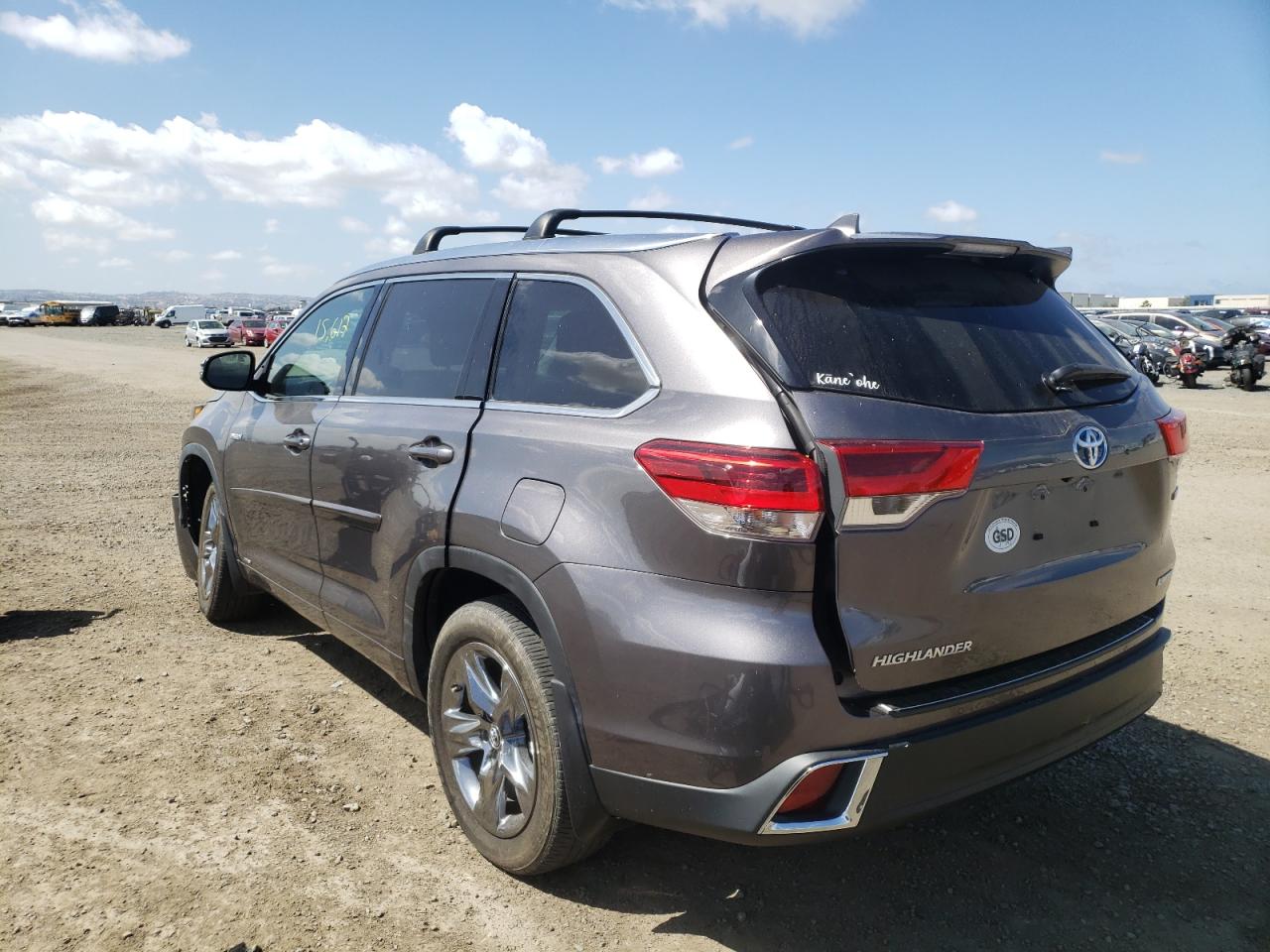 Photo 3 from auction – 2019 TOYOTA HIGHLANDER with VIN 5TDDGRFH3KS074205