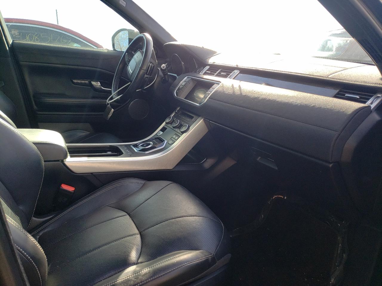 Photo 5 from auction – 2016 LAND ROVER RANGE ROVE with VIN SALVR2BG8GH082971