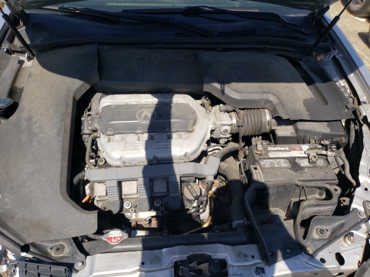 Photo 11 from auction – 2013 ACURA TL TECH with VIN 19UUA8F5XDA000928