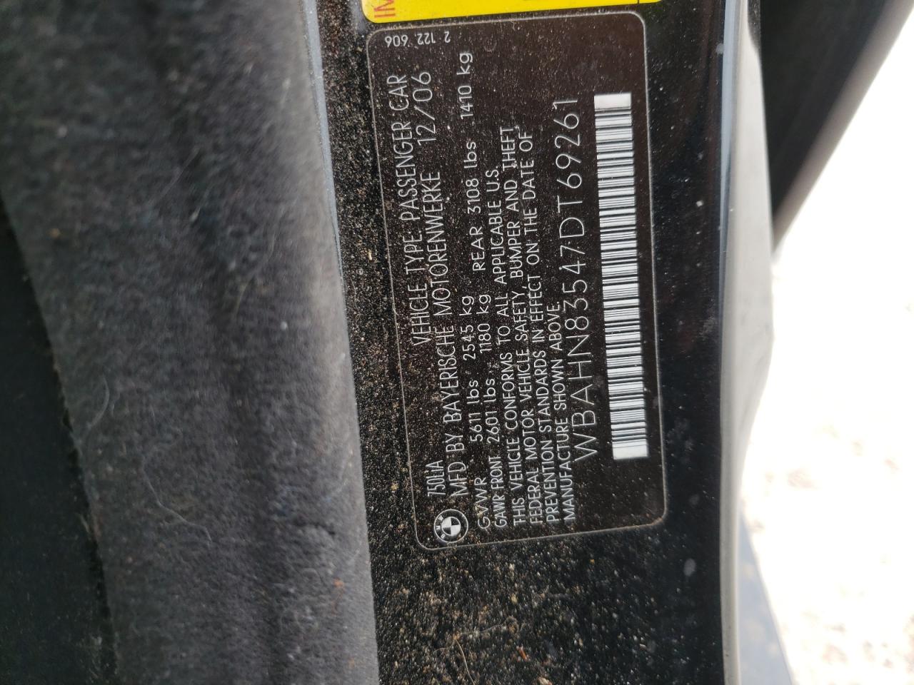 Photo 10 from auction – 2007 BMW 750 with VIN WBAHN83547DT69261