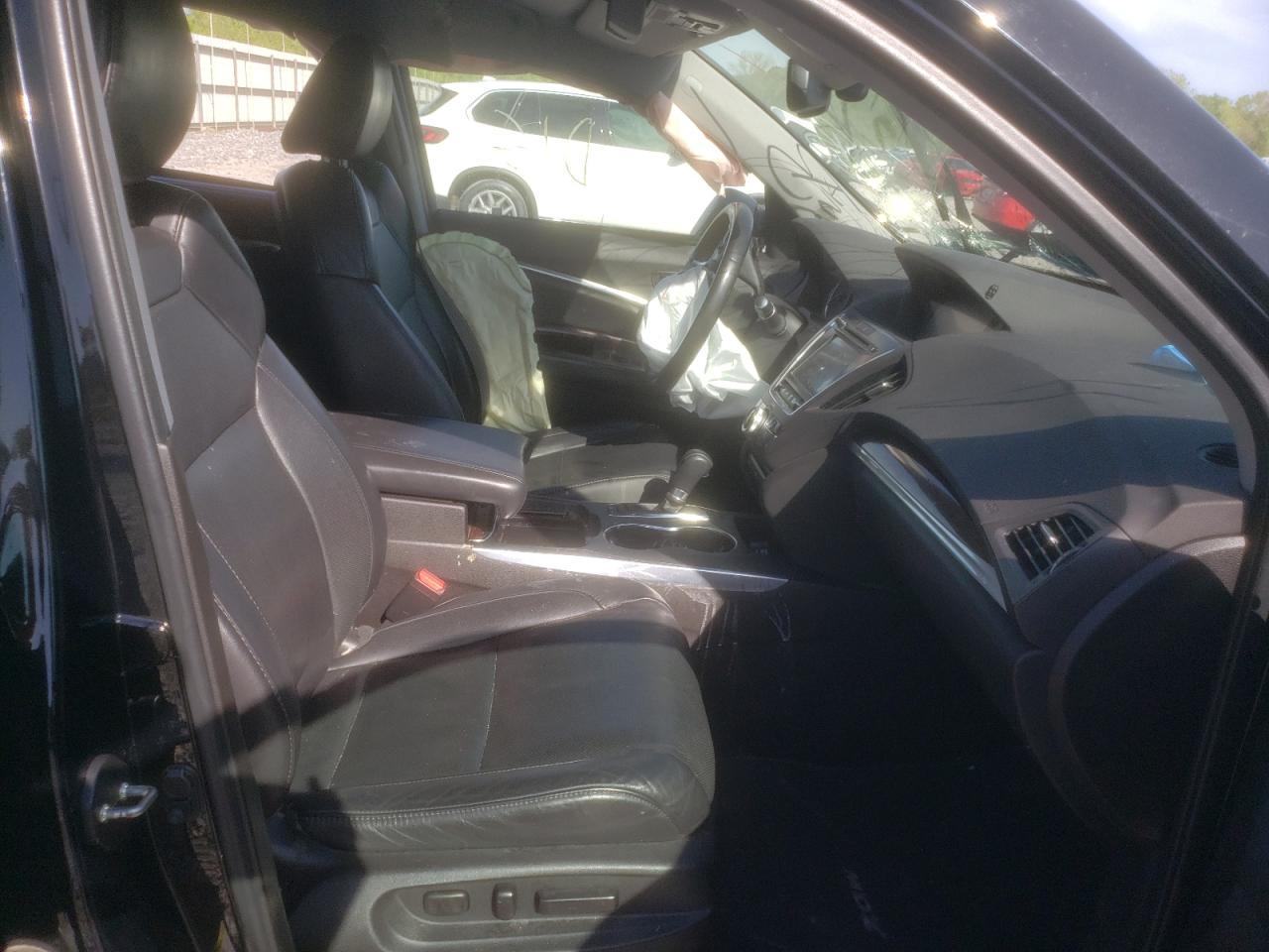 Photo 5 from auction – 2015 ACURA MDX ADVANC with VIN 5FRYD3H82FB013473