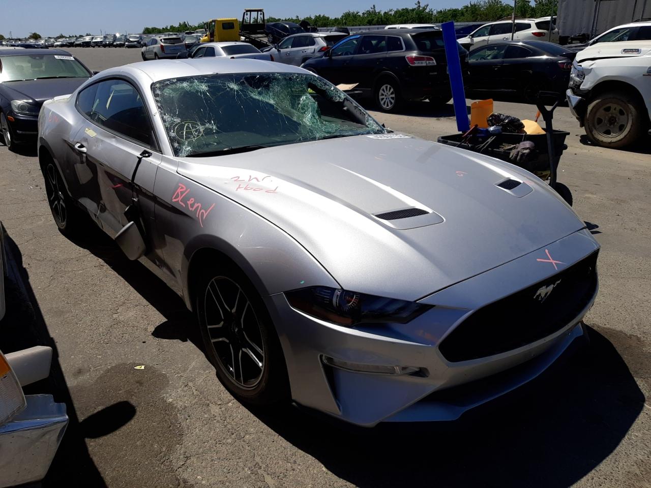 FORD MUSTANG 2018 with VIN 1FA6P8TH2J5118230 - Photo from auction