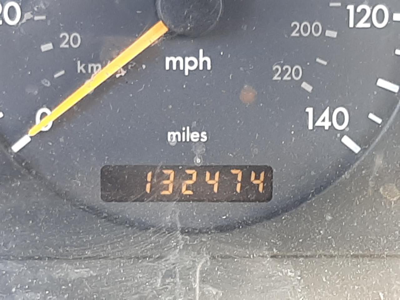 Photo 8 from auction – 2001 MERCEDES-BENZ ML 320 with VIN 4JGAB54E71A281173