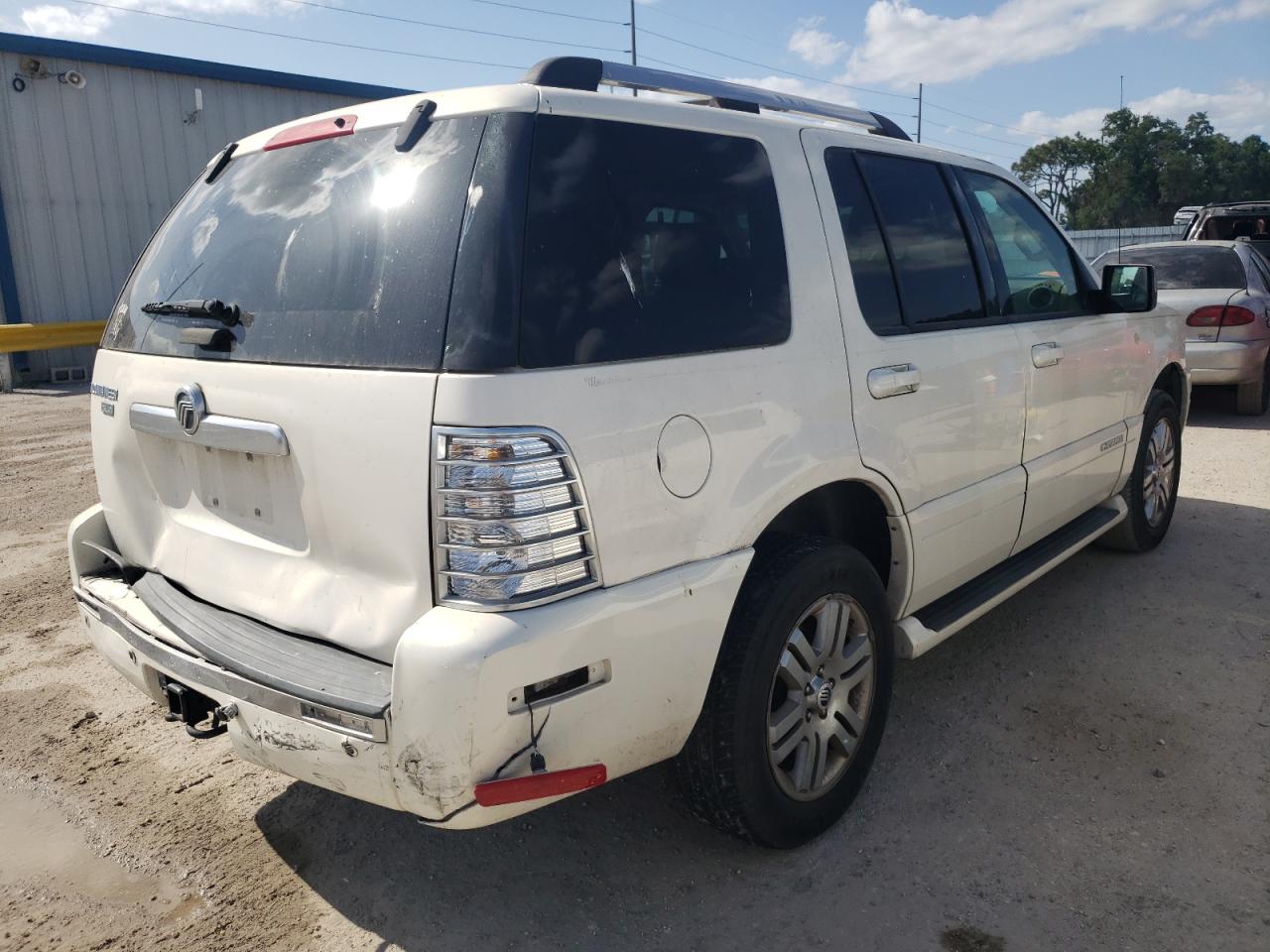 Photo 4 from auction – 2007 MERCURY MOUNTAINEE with VIN 4M2EU38E17UJ10483