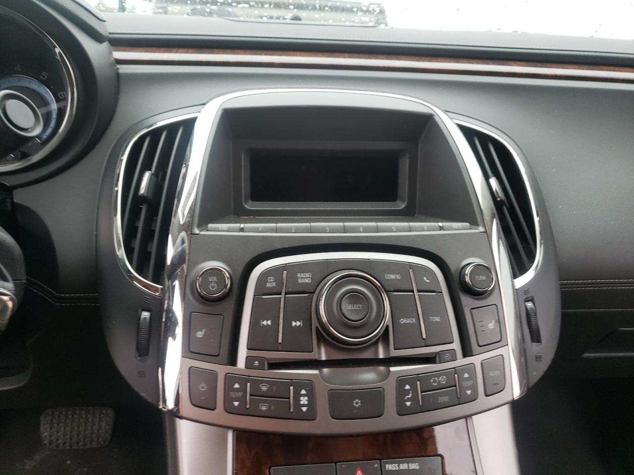 Photo 9 from auction – 2010 BUICK LACROSSE C with VIN 1G4GC5EG2AF197109