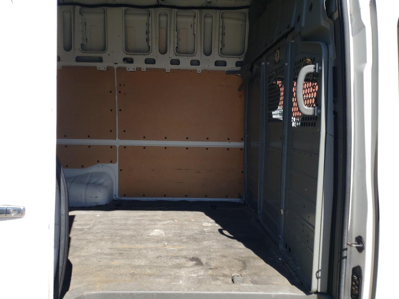 Photo 6 from auction – 2012 NISSAN NV 2500 with VIN 1N6BF0LY6CN104943
