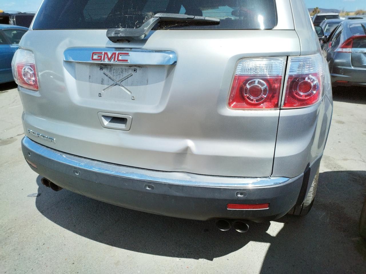 Photo 9 from auction – 2007 GMC ACADIA SLE with VIN 1GKER13777J145877
