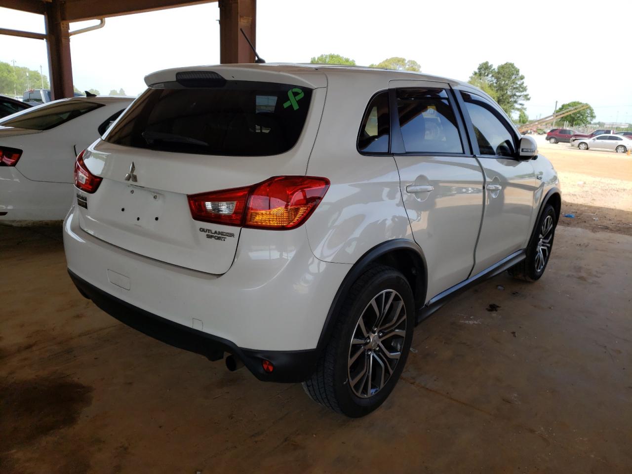 Photo 4 from auction – 2016 MITSUBISHI OUTLANDER with VIN JA4AP3AU7GZ028686
