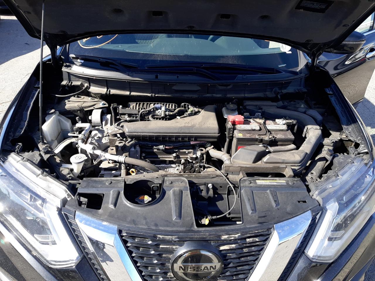 Photo 7 from auction – 2018 NISSAN ROGUE S with VIN 5N1AT2MT1JC714890