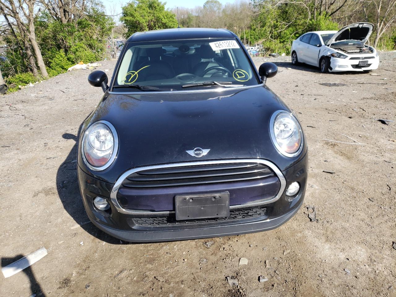 Photo 9 from auction – 2016 MINI COOPER with VIN WMWXU1C55G2D57737