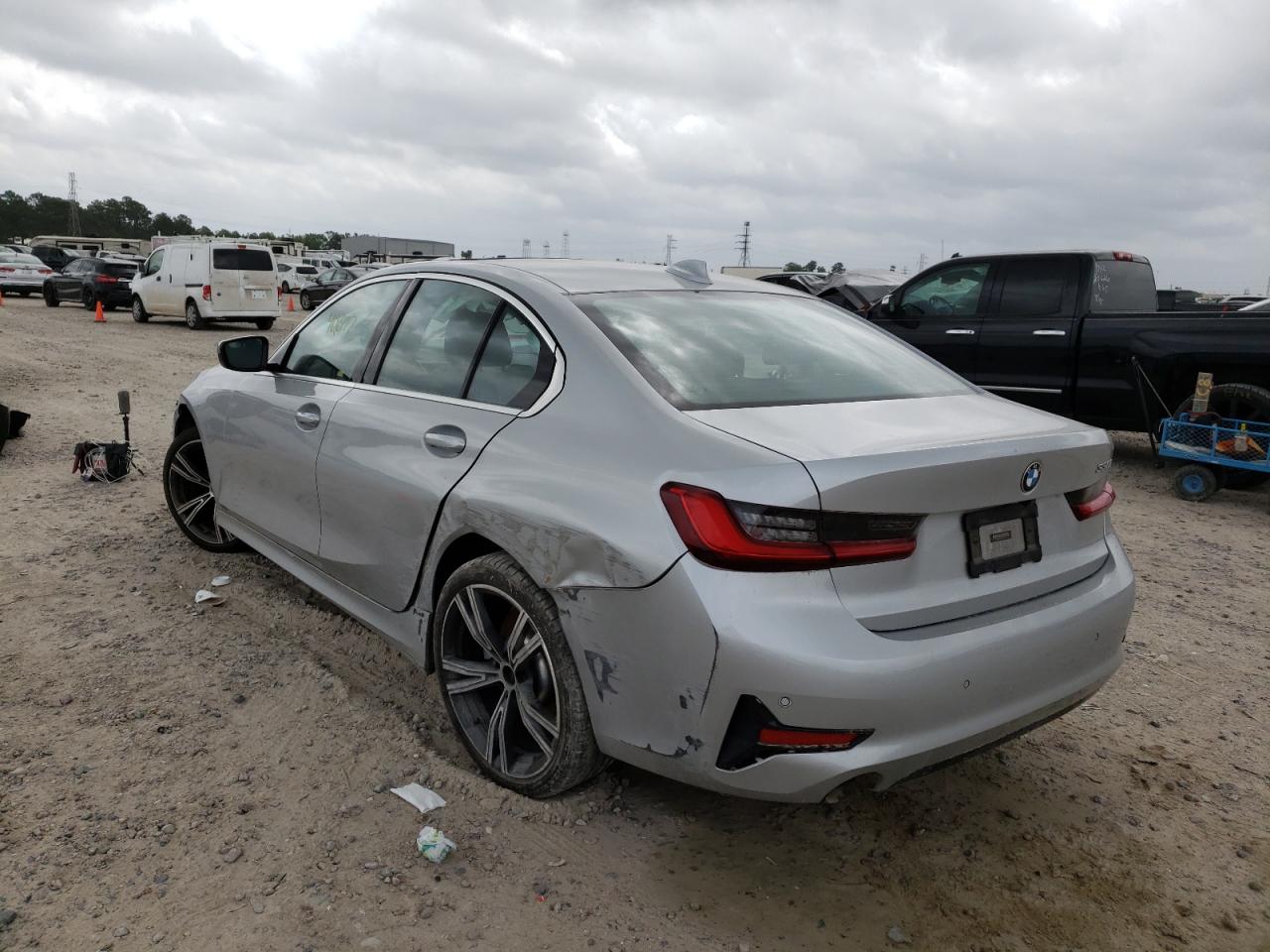 Photo 3 from auction – 2019 BMW 330I with VIN WBA5R1C51KFH11215