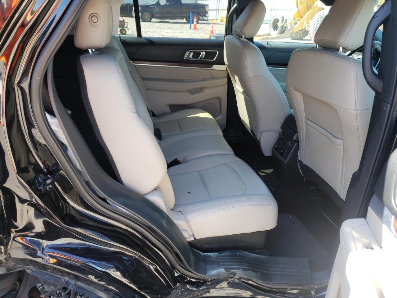 Photo 16 from auction – 2019 FORD EXPLORER with VIN 1FM5K7F89KGB13053