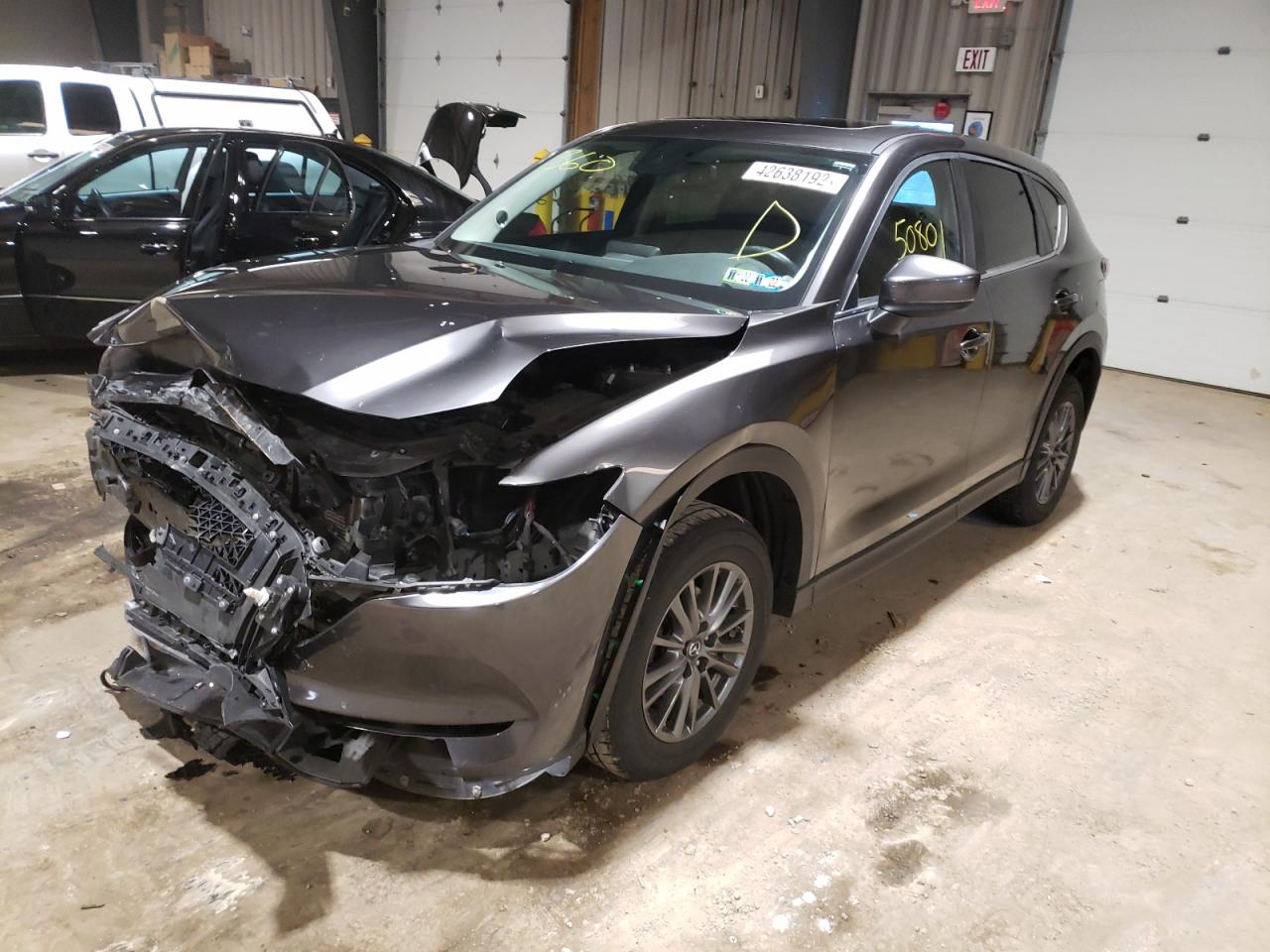 Photo 2 from auction – 2017 MAZDA CX-5 TOURI with VIN JM3KFBCLXH0100697