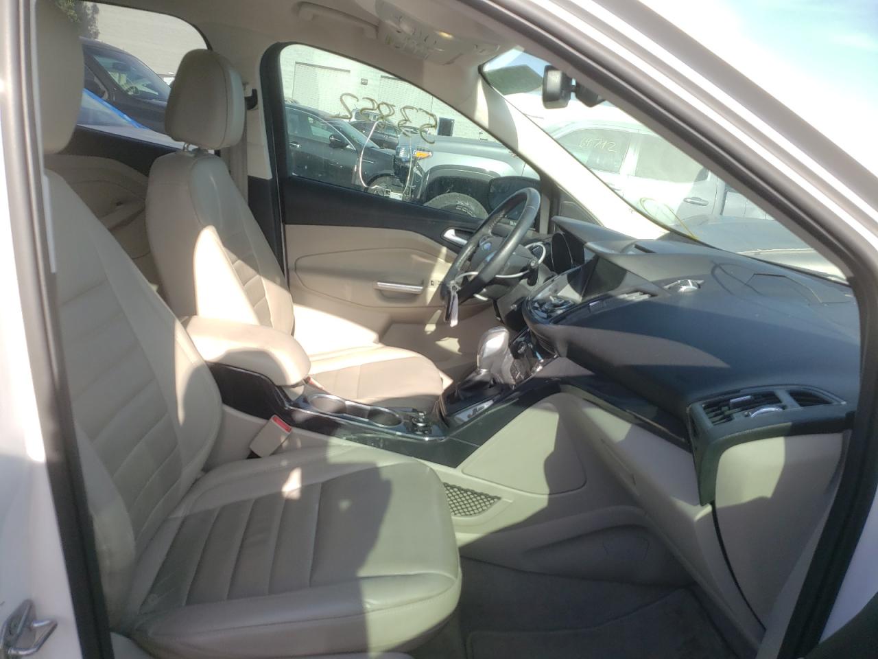Photo 5 from auction – 2015 FORD ESCAPE TIT with VIN 1FMCU0JX8FUA43849