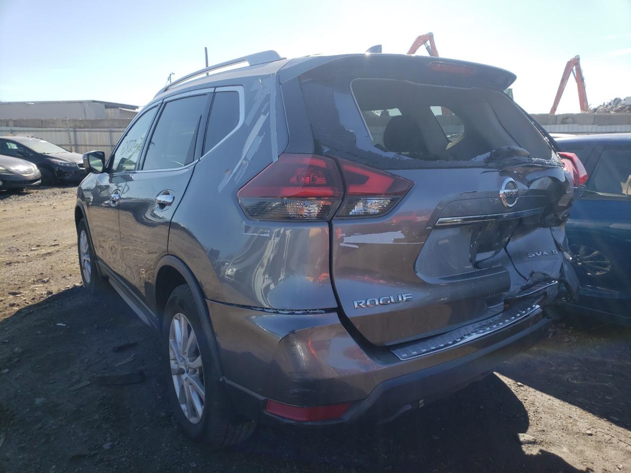 Photo 3 from auction – 2018 NISSAN ROGUE S with VIN KNMAT2MV1JP603786