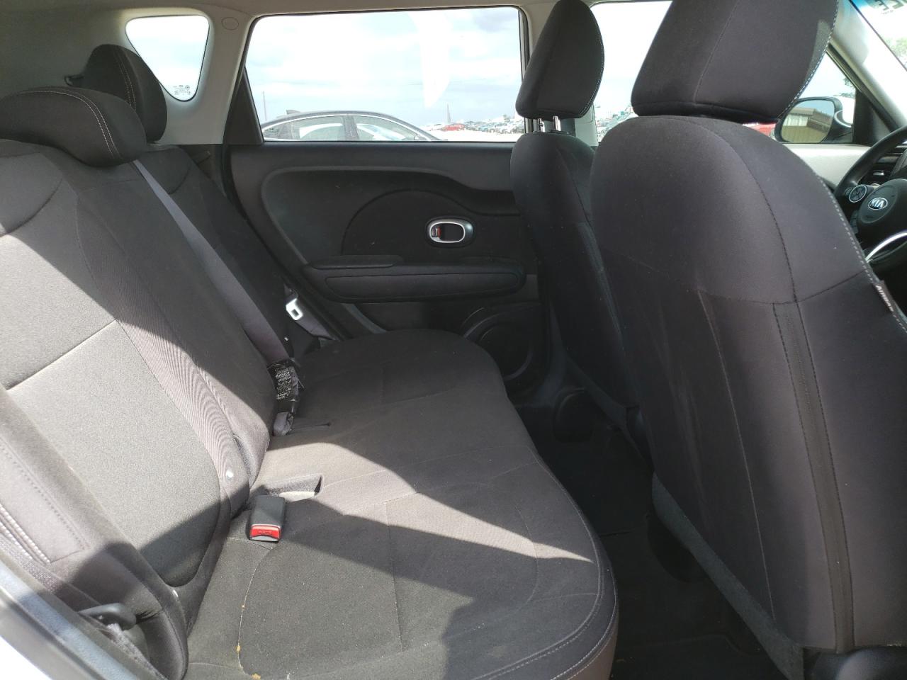Photo 6 from auction – 2015 KIA SOUL with VIN KNDJN2A24F7161498