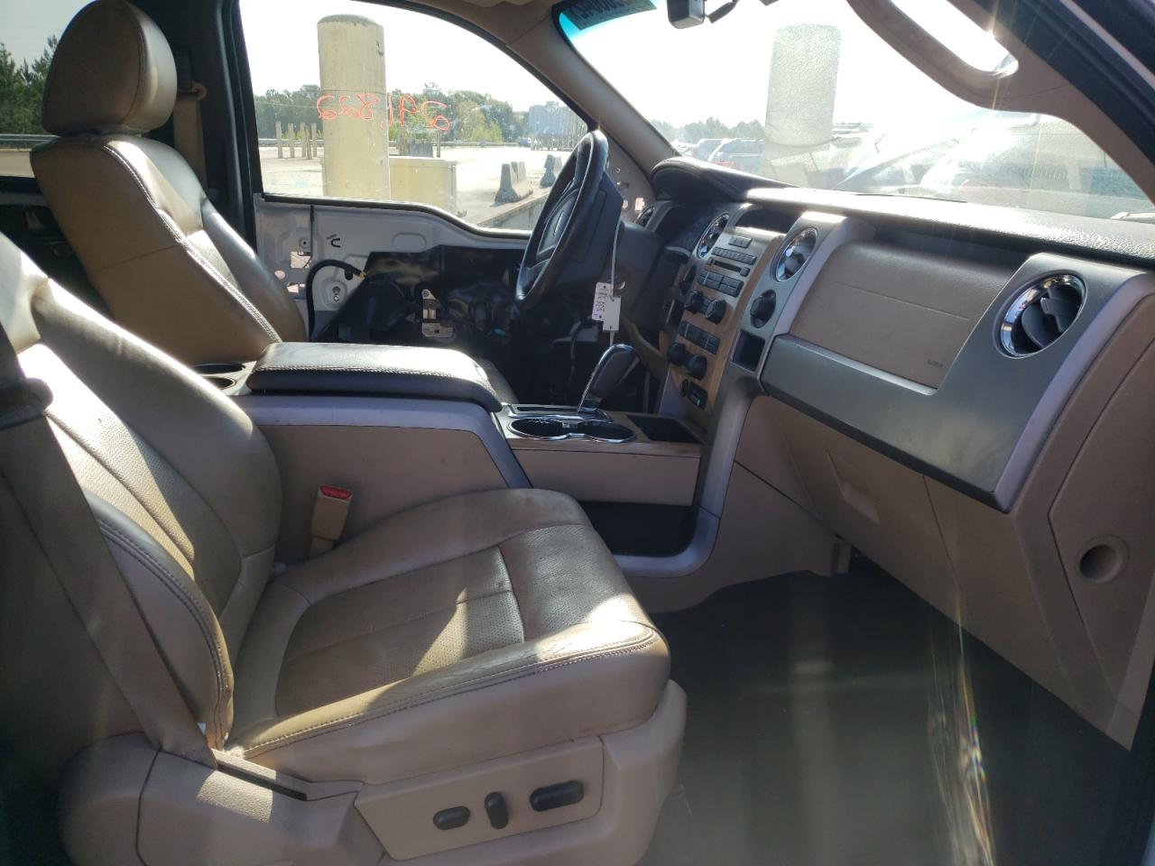 Photo 5 from auction – 2011 FORD F150 SUPER with VIN 1FTFW1CT3BFB51287
