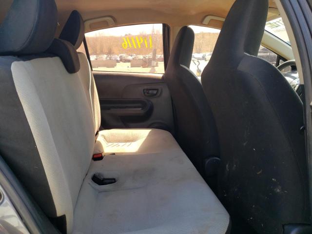 Photo 6 from auction – 2015 TOYOTA PRIUS C with VIN JTDKDTB34F1579051