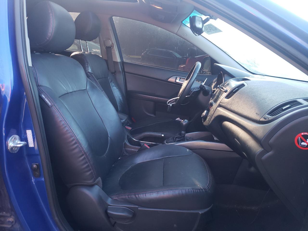 Photo 5 from auction – 2012 KIA FORTE SX with VIN KNAFW5A39C5490277