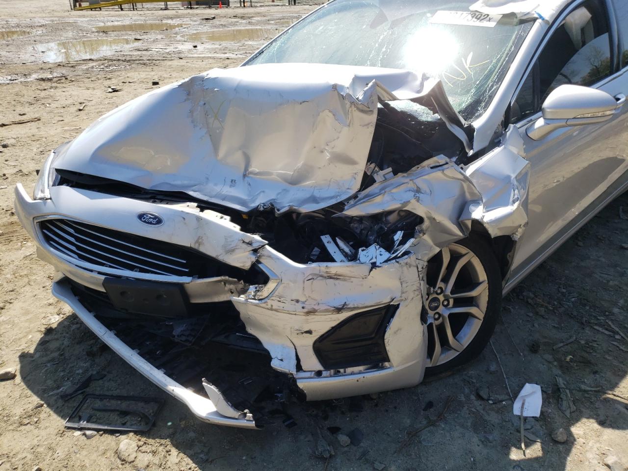 Photo 9 from auction – 2019 FORD FUSION SEL with VIN 3FA6P0CD0KR252764