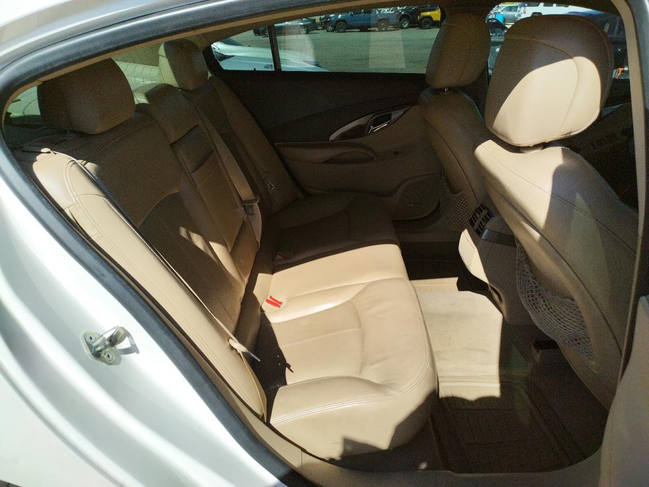 Photo 6 from auction – 2010 BUICK LACROSSE C with VIN 1G4GC5EG2AF258832