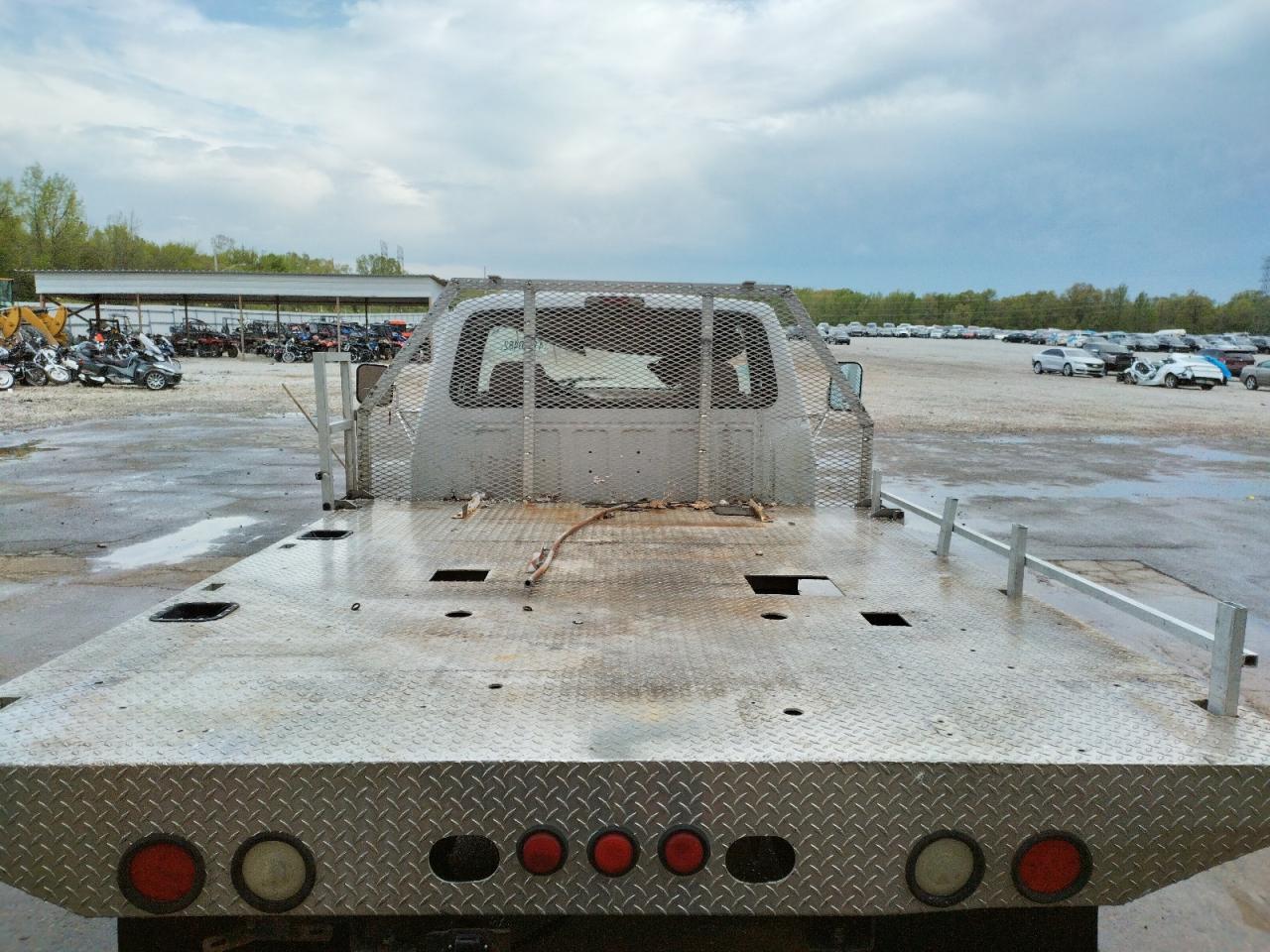 Photo 9 from auction – 1994 FORD F350 with VIN 1FDKF38M2RNB17123