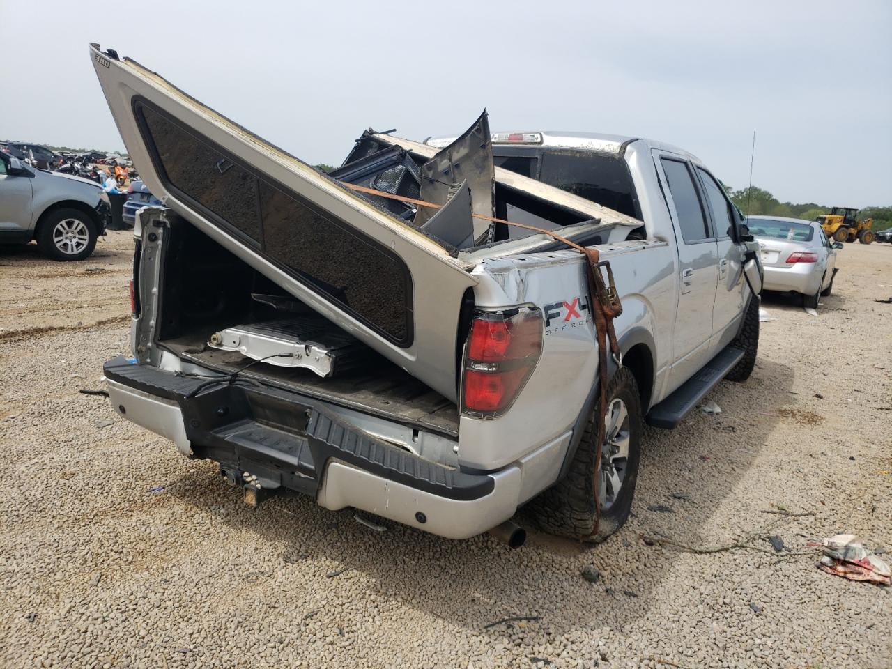 Photo 4 from auction – 2011 FORD F150 SUPER with VIN 1FTFW1ET8BFB64131
