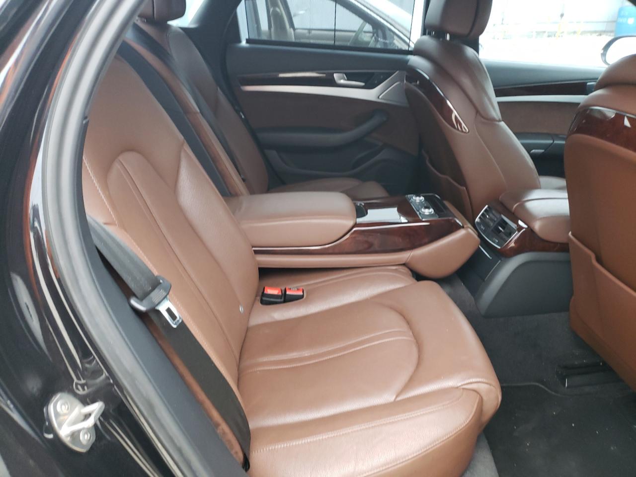 Foto 6 de la subasta – 2013 AUDI A8 QUATTRO con VIN WAUAGAFD8DN009633