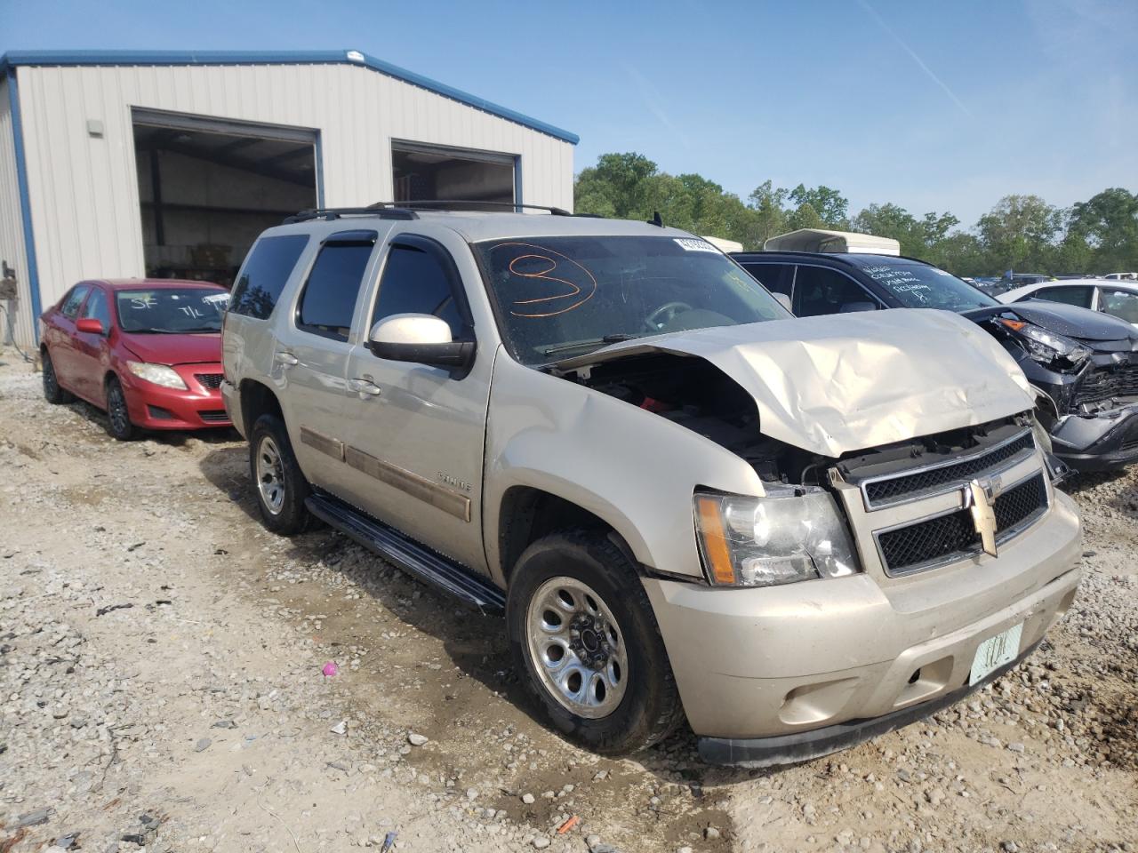 Photo 1 from auction – 2011 CHEVROLET TAHOE C150 with VIN 1GNSCAE03BR165691