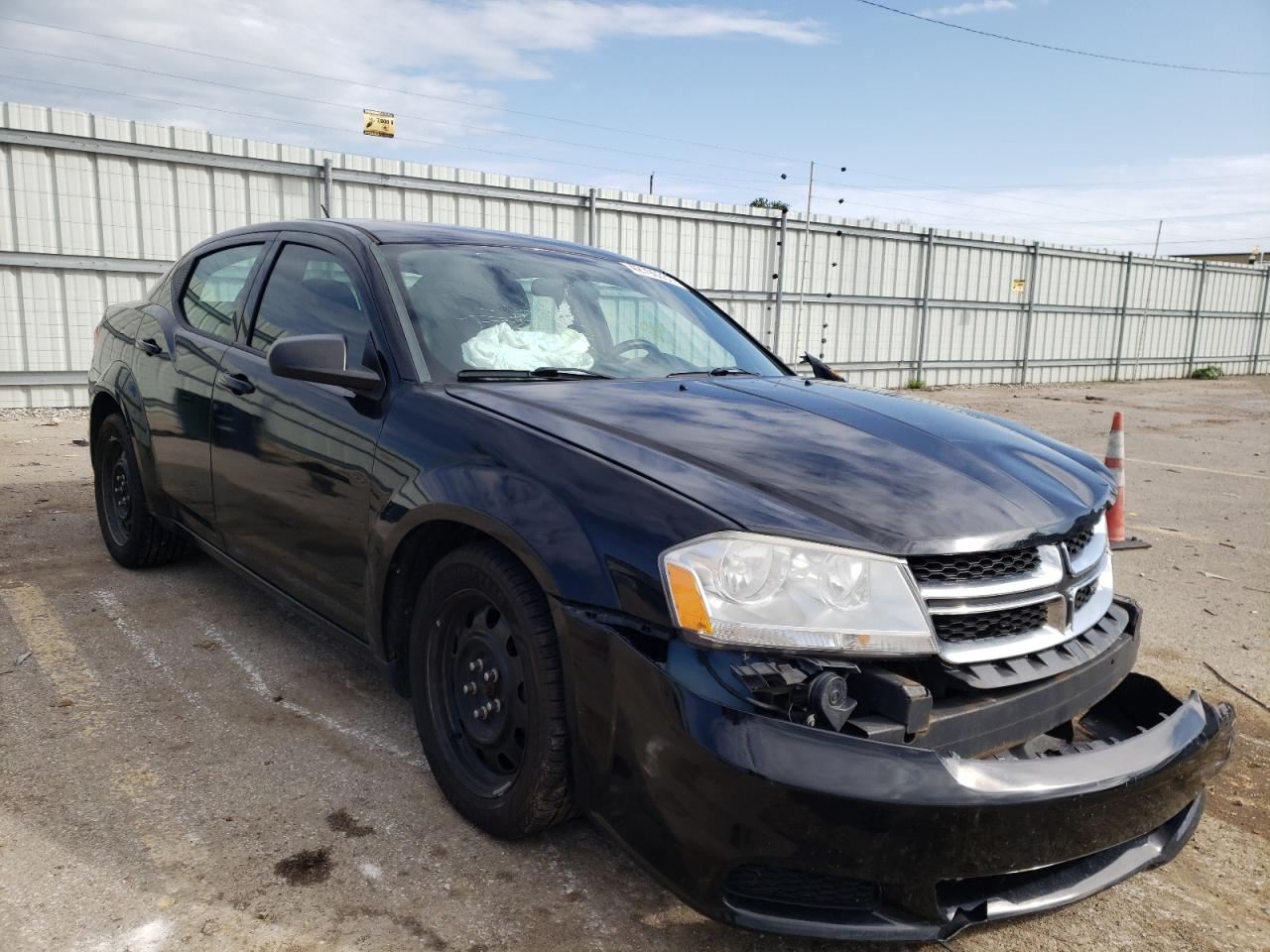 DODGE AVENGER SE 2014 z numerem VIN 1C3CDZAB6EN144012 - Zdjęcie z aukcji