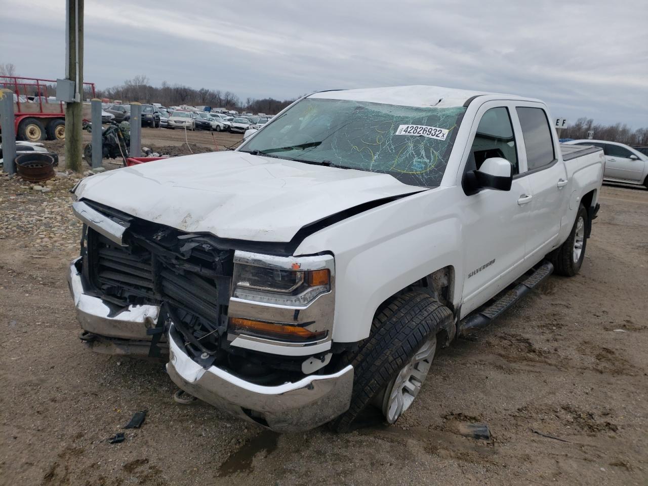 Photo 2 from auction – 2018 CHEVROLET SILVERADO with VIN 3GCUKREC7JG599768