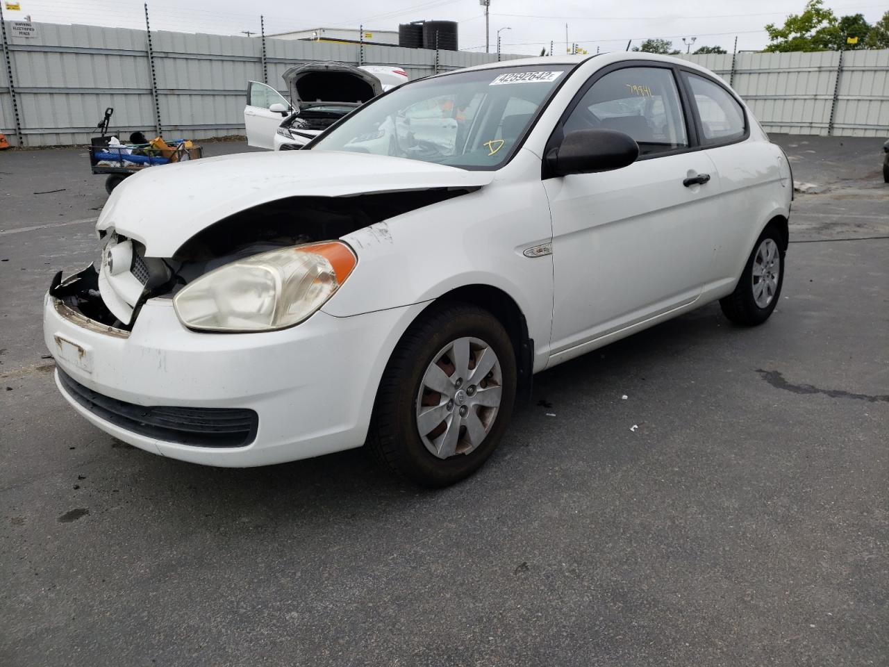 Photo 2 from auction – 2009 HYUNDAI ACCENT GS with VIN KMHCM36C19U109833