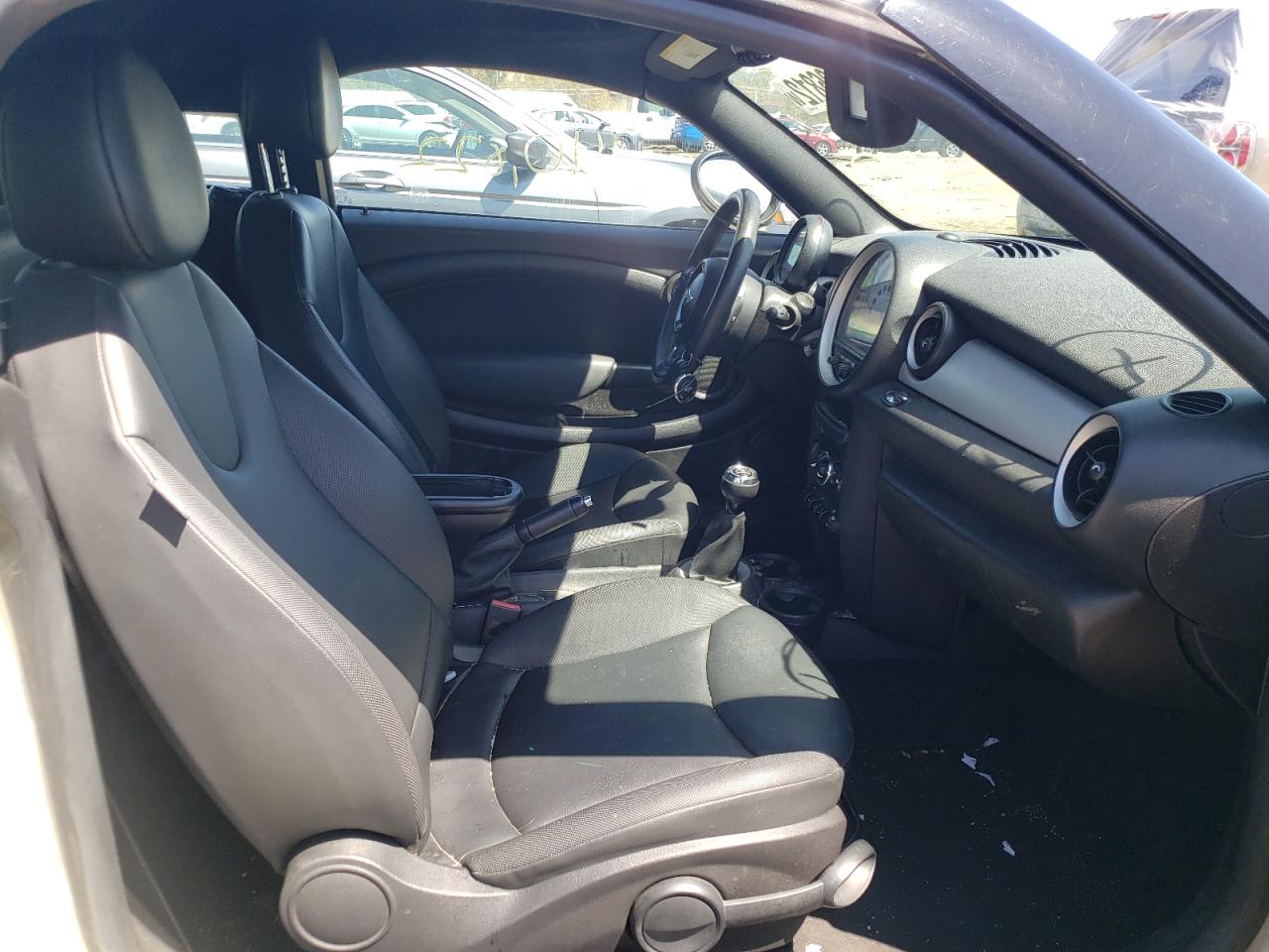 Photo 5 from auction – 2013 MINI COOPER COU with VIN WMWSX1C53DT300425