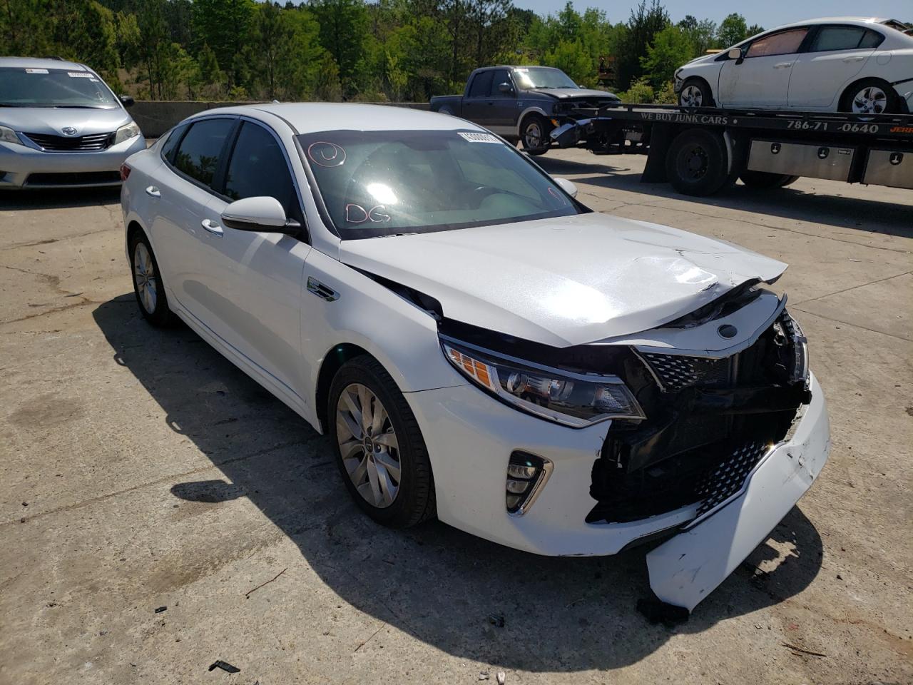 Photo 1 from auction – 2018 KIA OPTIMA LX with VIN 5XXGT4L36JG215675