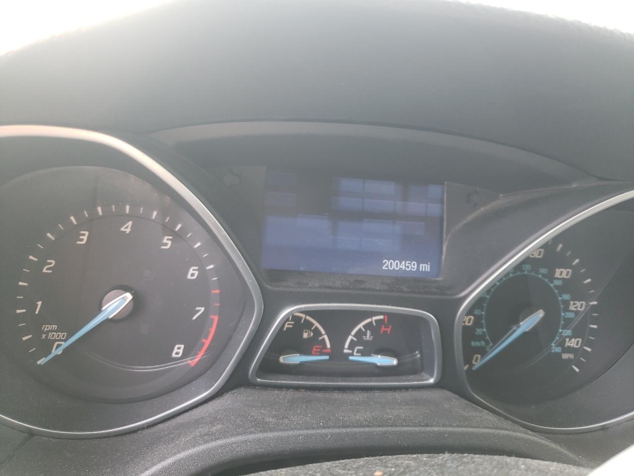 Photo 17 from auction – 2014 FORD FOCUS SE with VIN 1FADP3F27EL223459