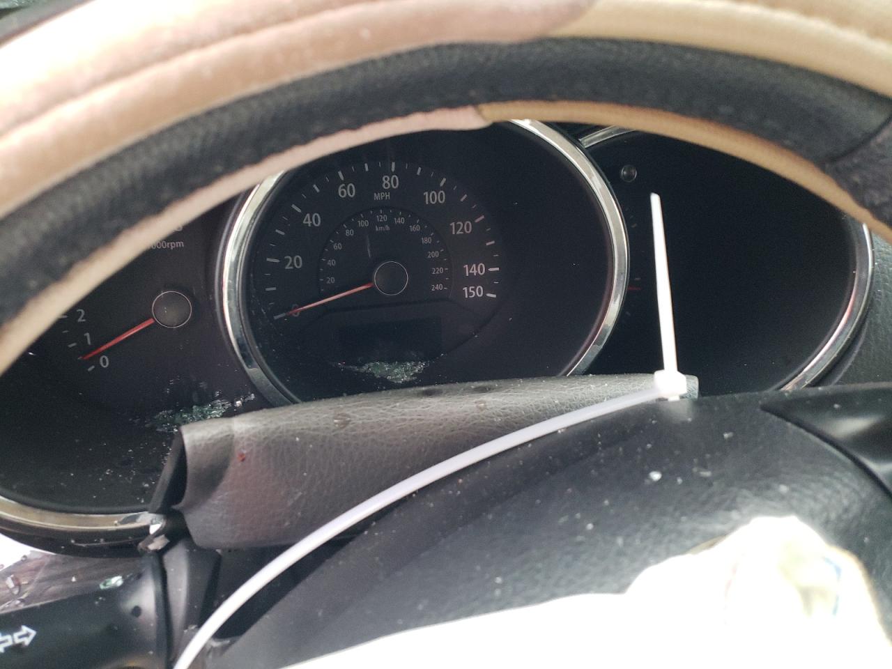 Photo 8 from auction – 2013 KIA SORENTO EX with VIN 5XYKUDA25DG326445