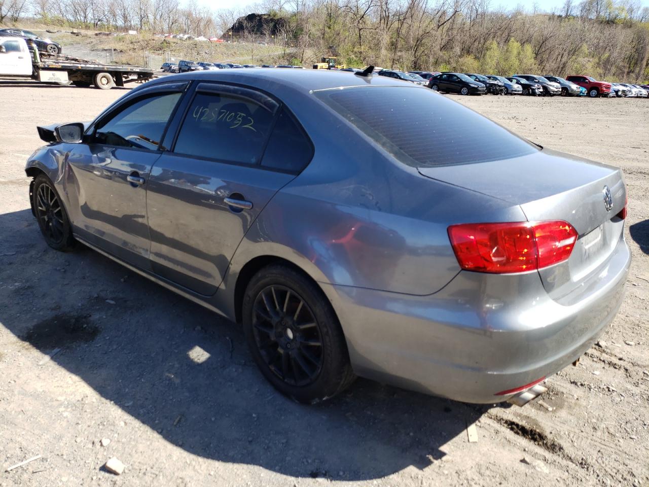Photo 3 from auction – 2012 VOLKSWAGEN JETTA with VIN 3VWBP7AJXCM112243