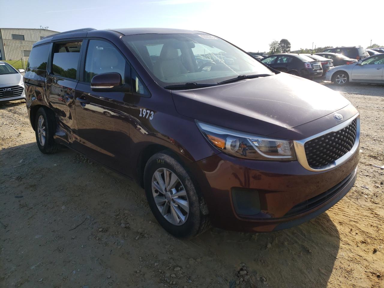 KIA SEDONA LX 2015 with VIN KNDMB5C17F6022032 - Photo from auction