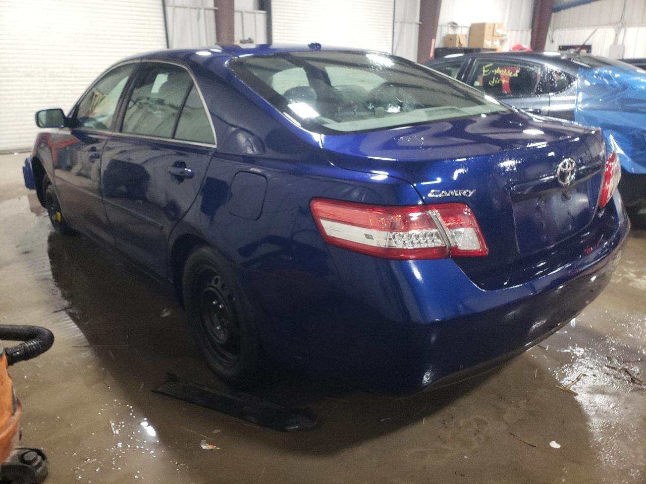 Photo 3 from auction – 2010 TOYOTA CAMRY BASE with VIN 4T1BF3EK8AU560292