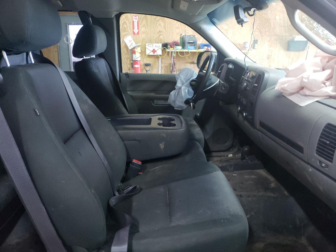 Photo 5 from auction – 2012 CHEVROLET SILVERADO with VIN 1GCRKPEA7CZ147735