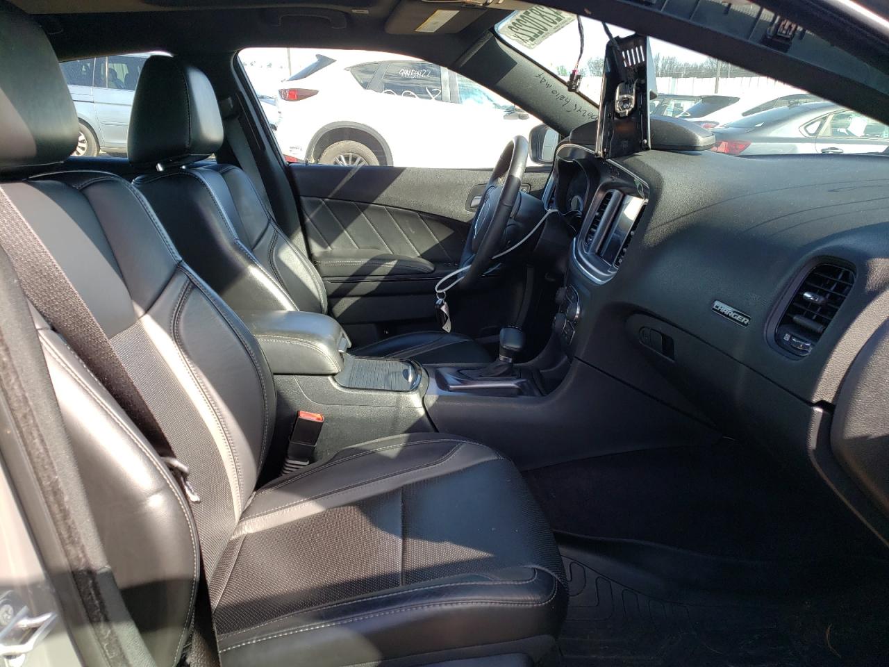 Photo 5 from auction – 2017 DODGE CHARGER SX with VIN 2C3CDXJG6HH538137