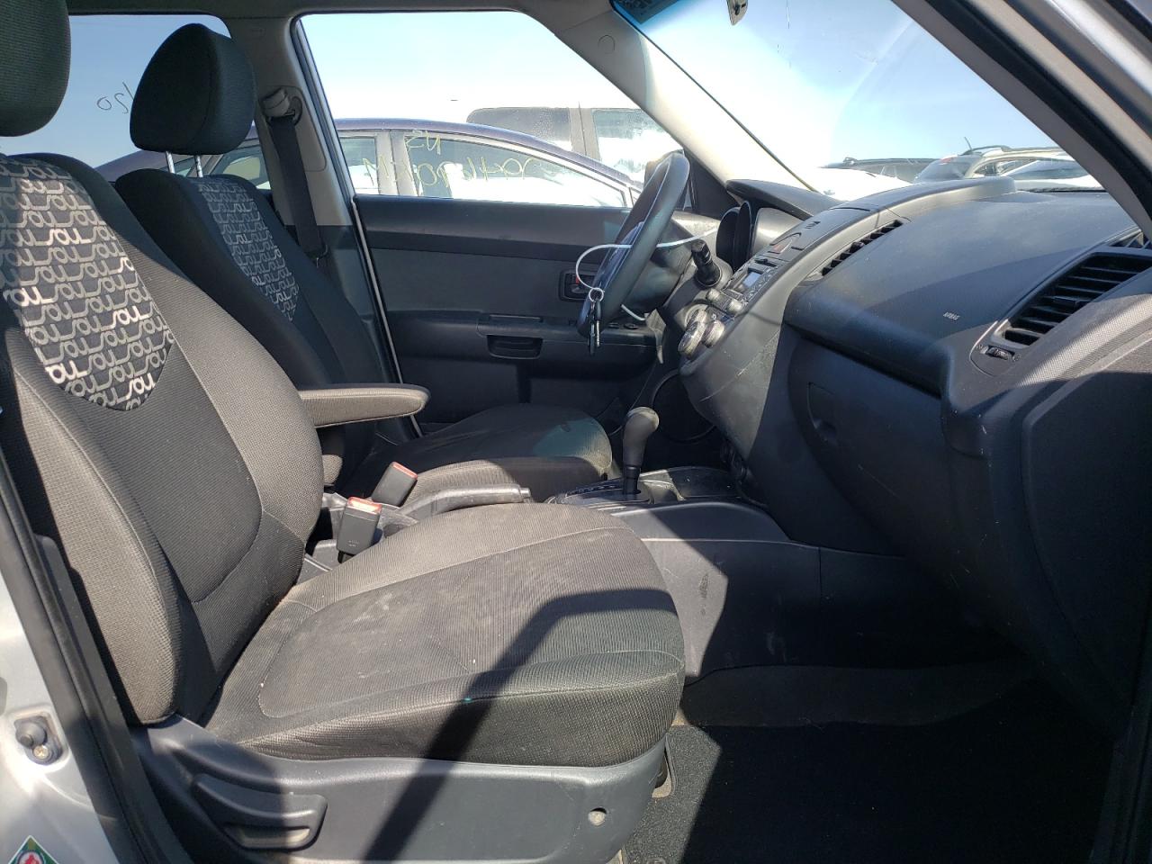 Photo 5 from auction – 2010 KIA SOUL with VIN KNDJT2A25A7082646