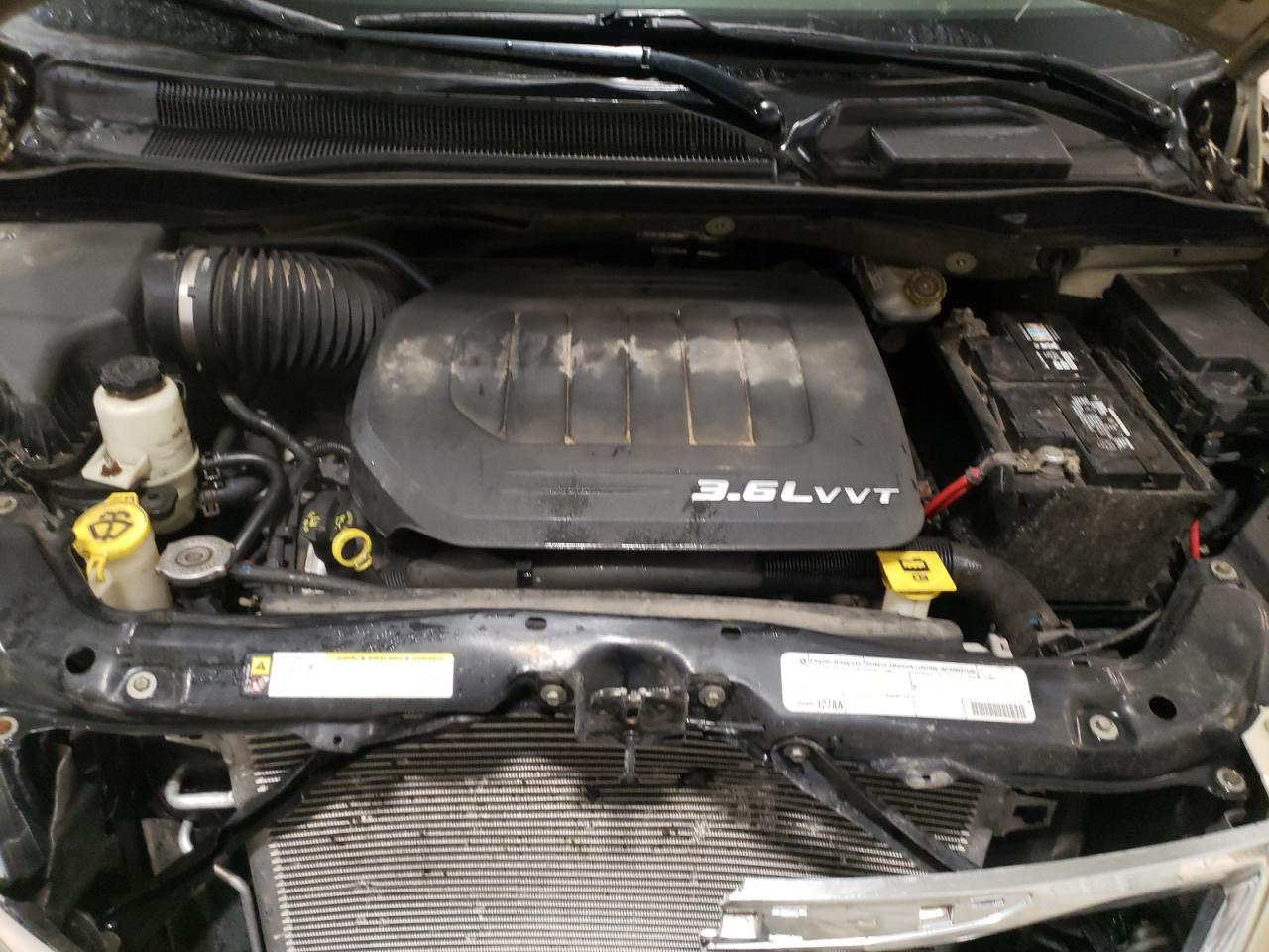 Photo 7 from auction – 2011 CHRYSLER TOWN & COU with VIN 2A4RR5DG5BR681602