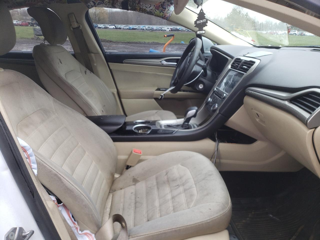 Photo 5 from auction – 2013 FORD FUSION SE with VIN 3FA6P0H71DR137032