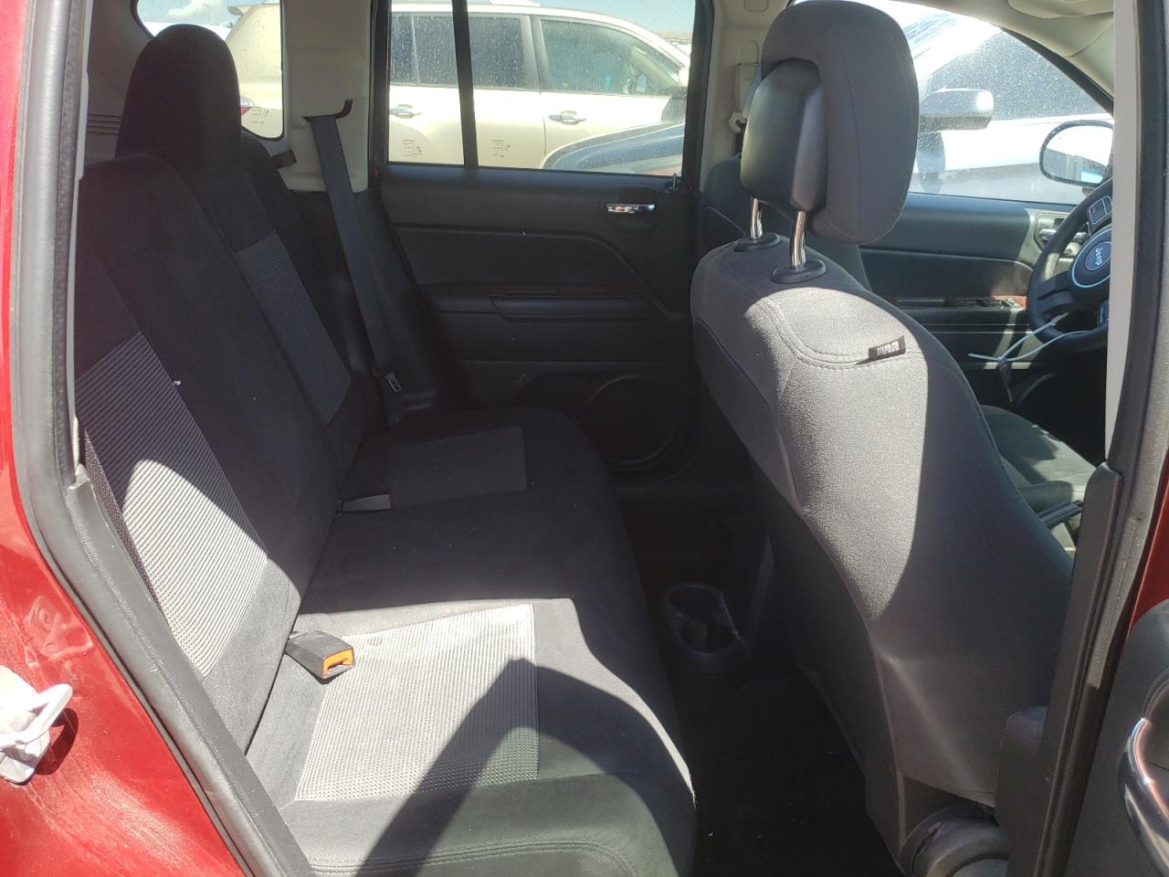 Photo 6 from auction – 2014 JEEP COMPASS SP with VIN 1C4NJCBA4ED817949