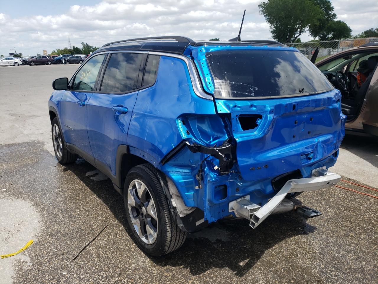 Photo 3 from auction – 2018 JEEP COMPASS LI with VIN 3C4NJDCB8JT365912