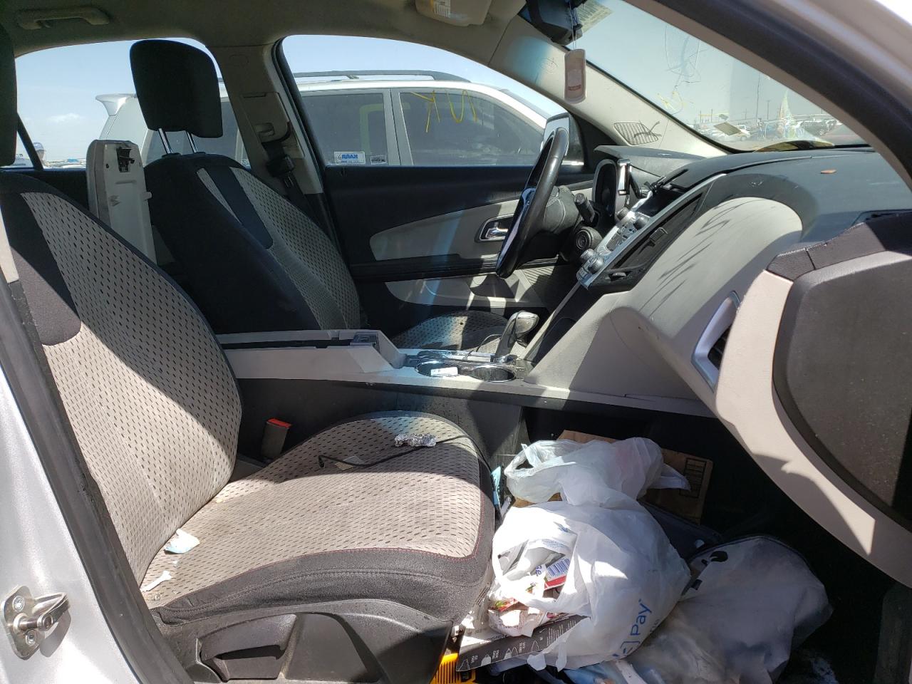 Photo 5 from auction – 2011 CHEVROLET EQUINOX LS with VIN 2CNFLCECXB6404984